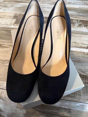 Franco Sarto Black Suede Round-Toe Pumps